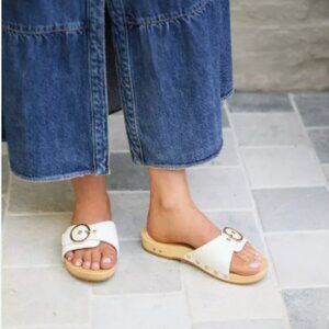 NEW BEEK Made In Brazil Leather Woodstar Buckle Sandals in Vanilla 255 8T4